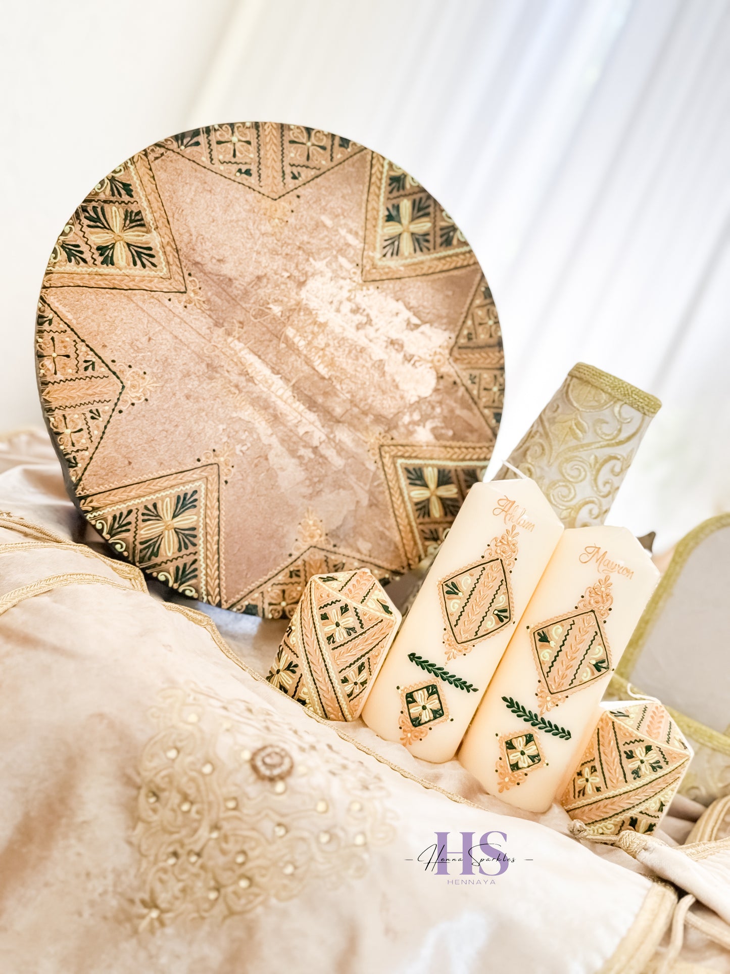 Henna Kaarsen Fessi 4-delig